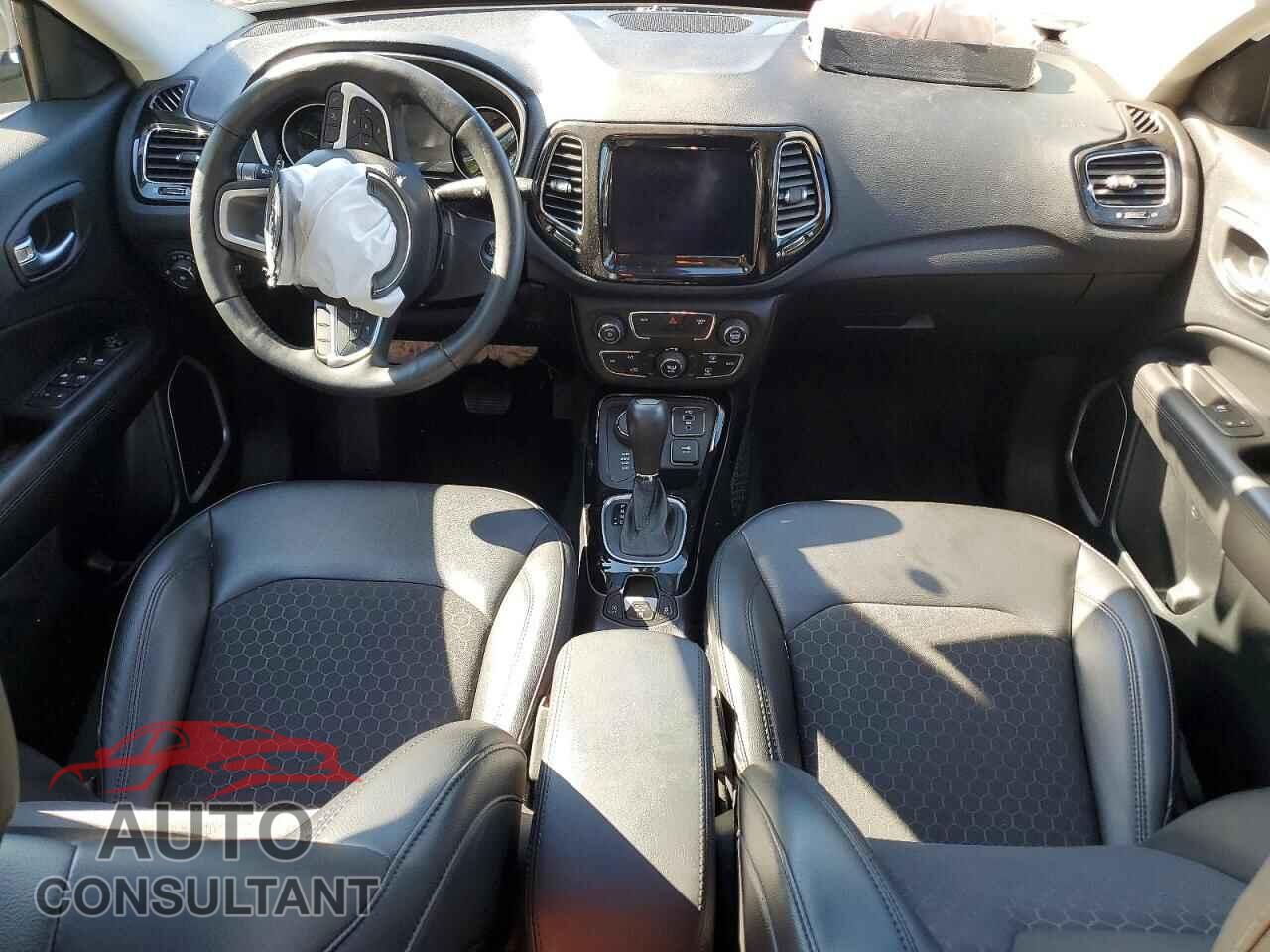 JEEP COMPASS 2019 - 3C4NJDBB2KT600758