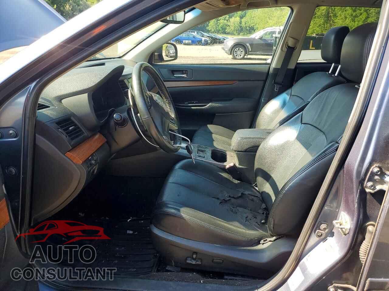 SUBARU OUTBACK 2014 - 4S4BRBMC3E3204419