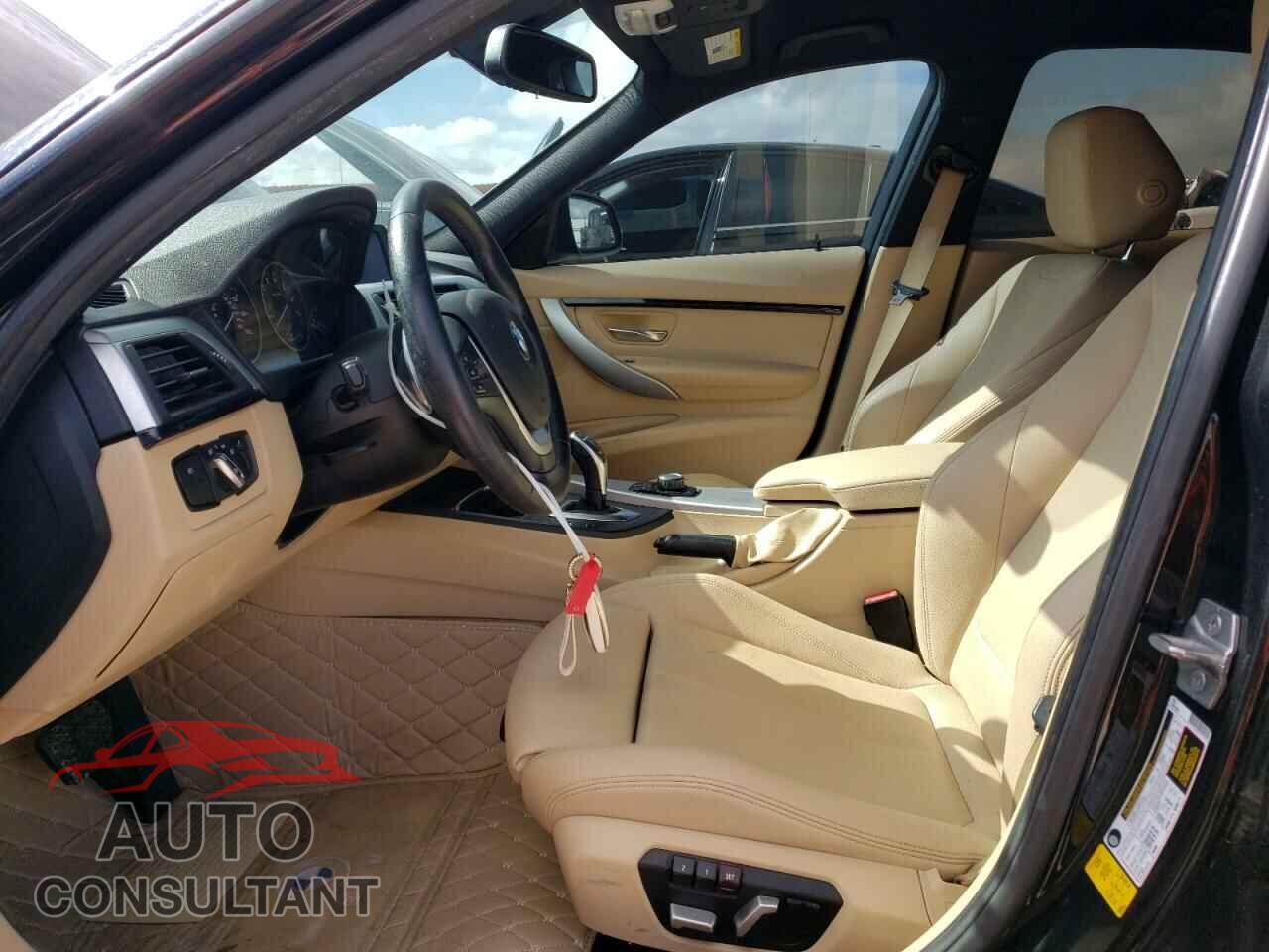 BMW 3 SERIES 2016 - WBA8E9G58GNU30346
