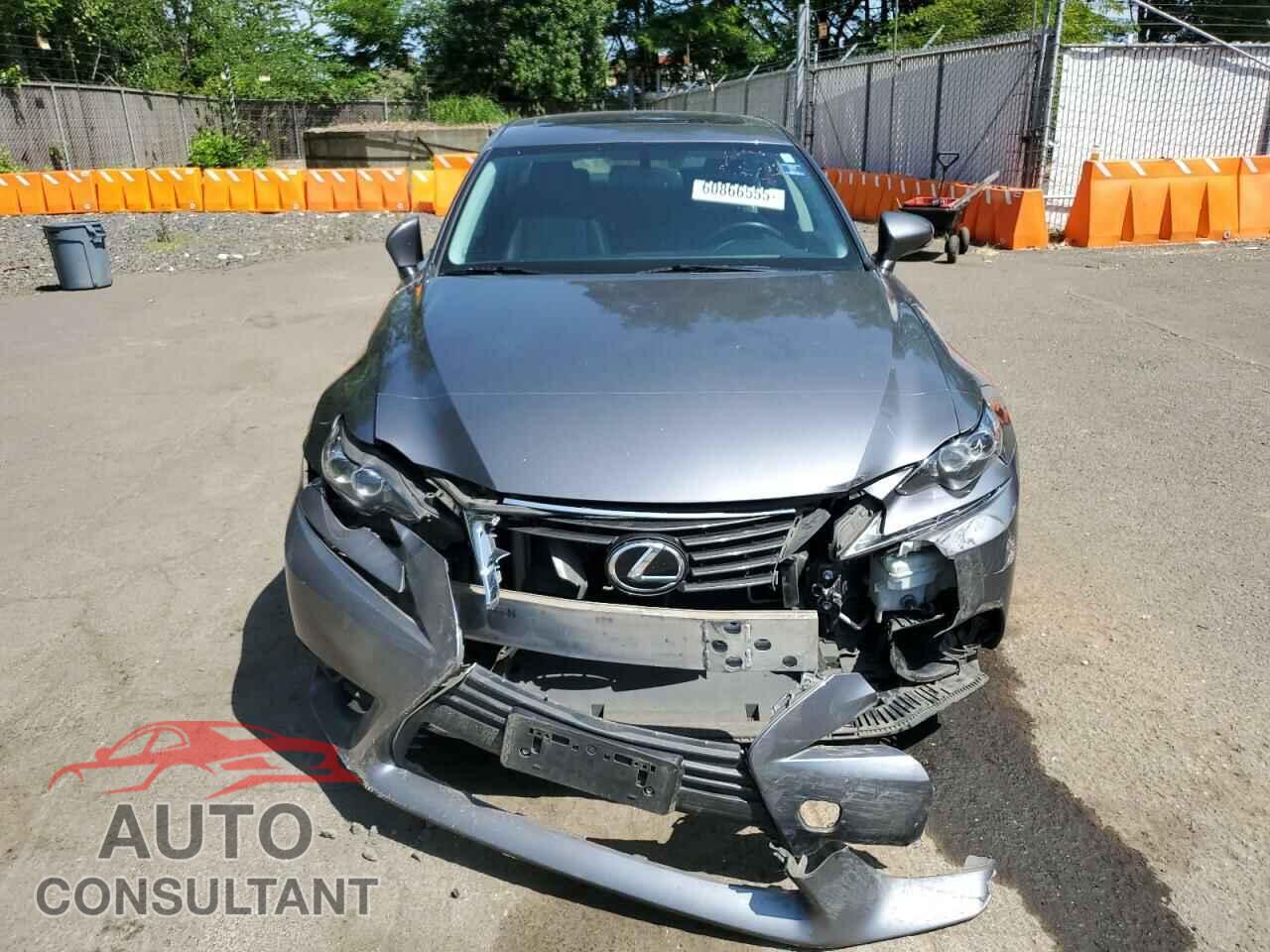 LEXUS IS 2014 - JTHCF1D22E5015492
