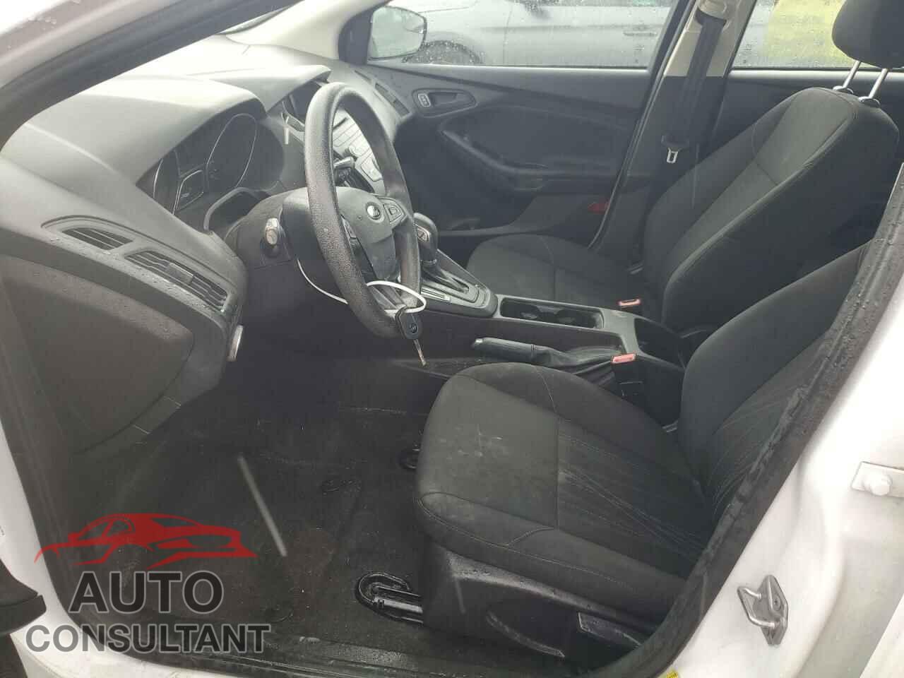 FORD FOCUS 2016 - 1FADP3E23GL387134