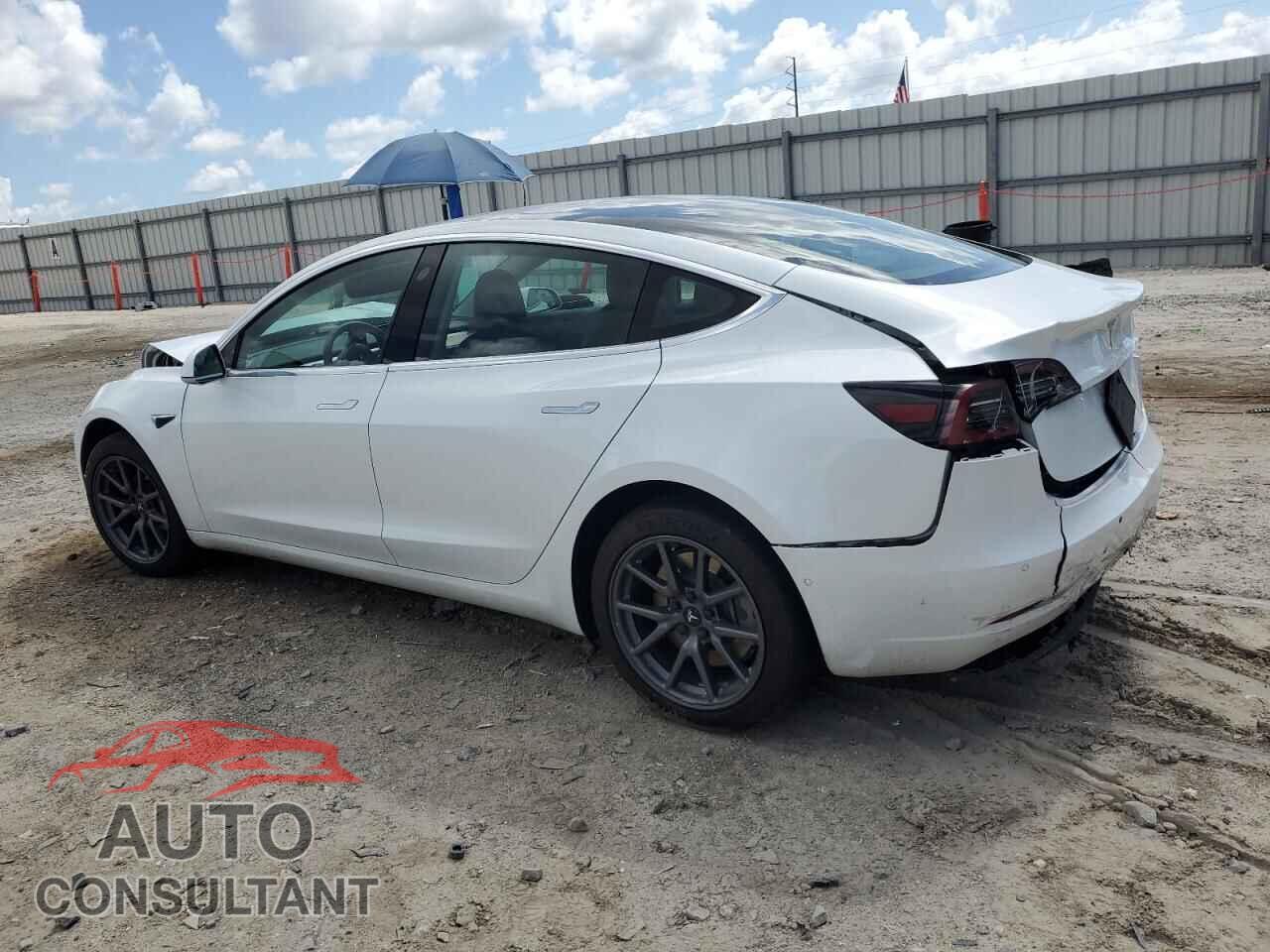 TESLA MODEL 3 2020 - 5YJ3E1EA4LF590697