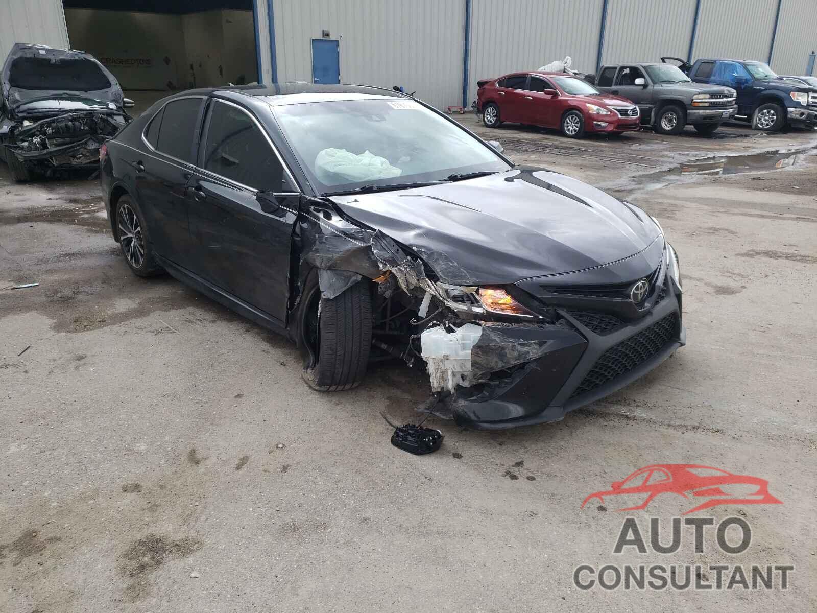 TOYOTA CAMRY 2020 - 4T1G11AK6LU510279