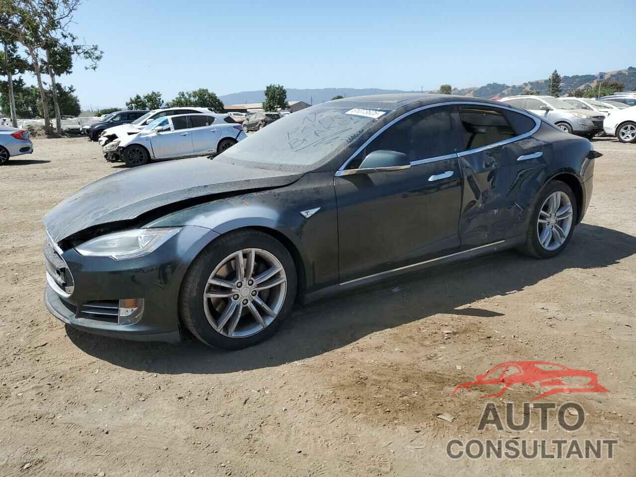 TESLA MODEL S 2012 - 5YJSA1DN3CFP02708