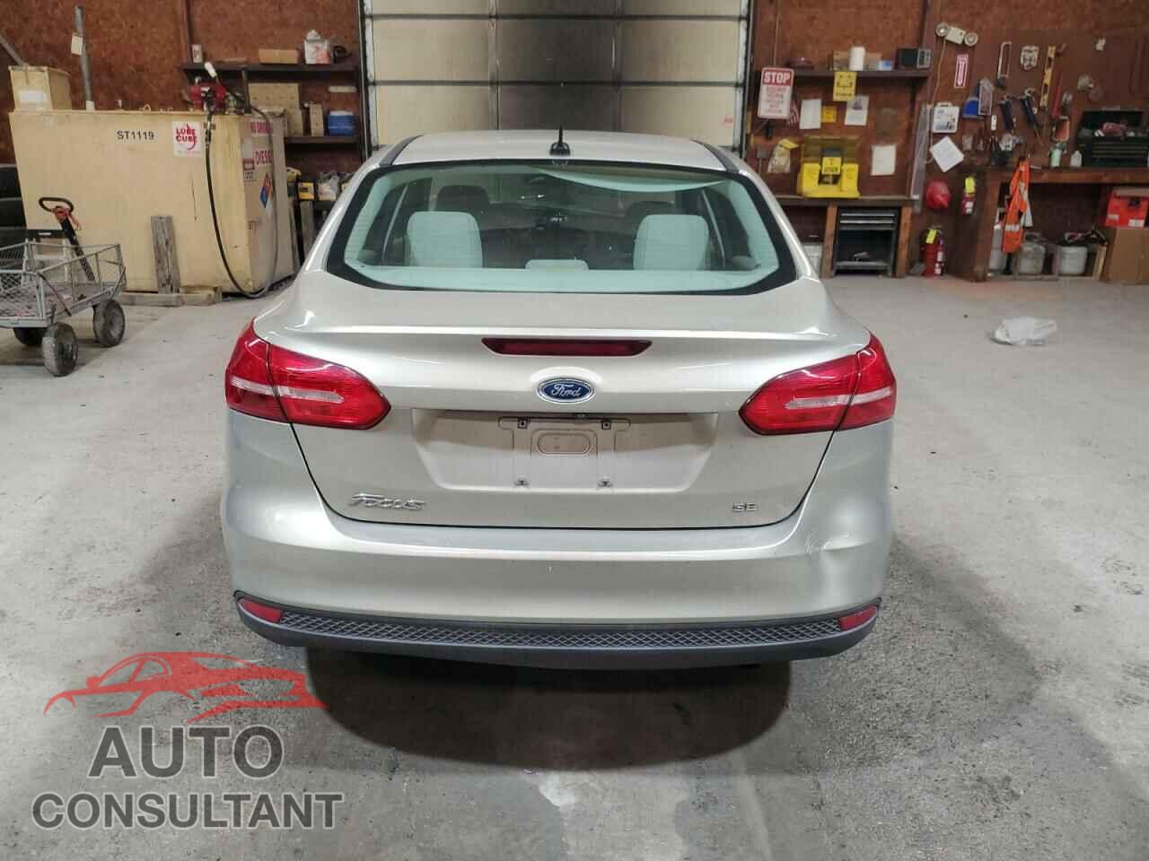 FORD FOCUS 2015 - 1FADP3F25FL279451