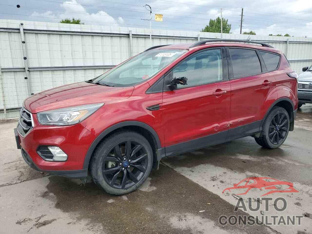 FORD ESCAPE 2017 - 1FMCU9GD5HUF08950