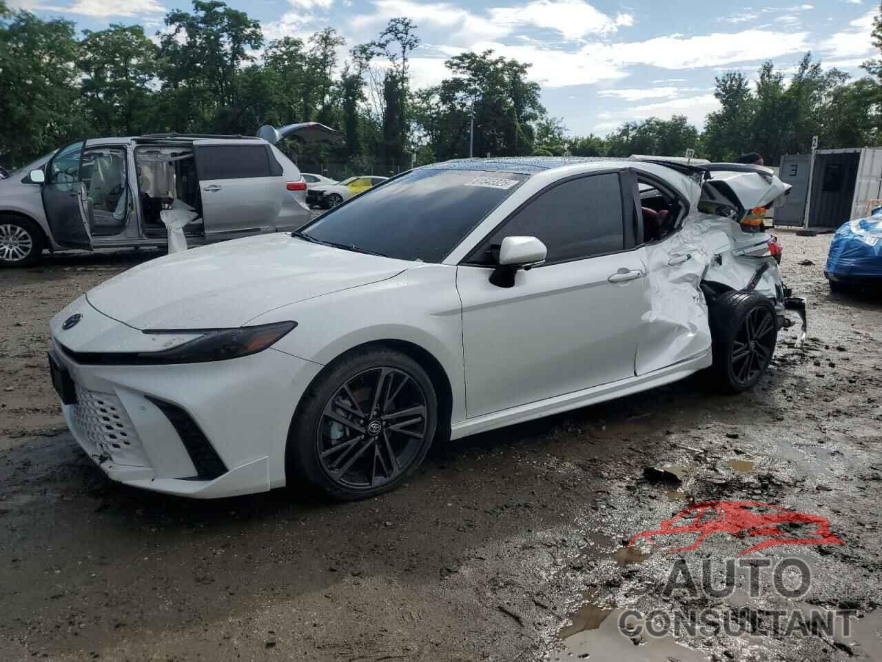 TOYOTA CAMRY 2025 - 4T1DAACKXSU023844
