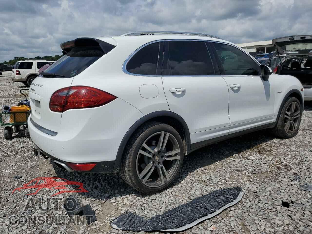 PORSCHE CAYENNE 2013 - WP1AF2A27DLA22627