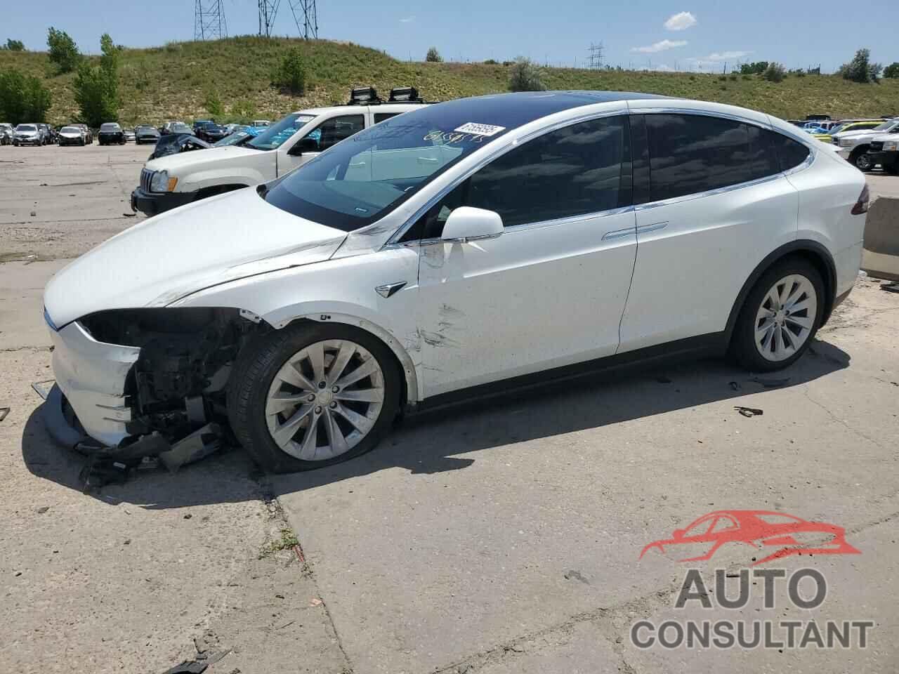 TESLA MODEL X 2020 - 5YJXCAE24LF232239
