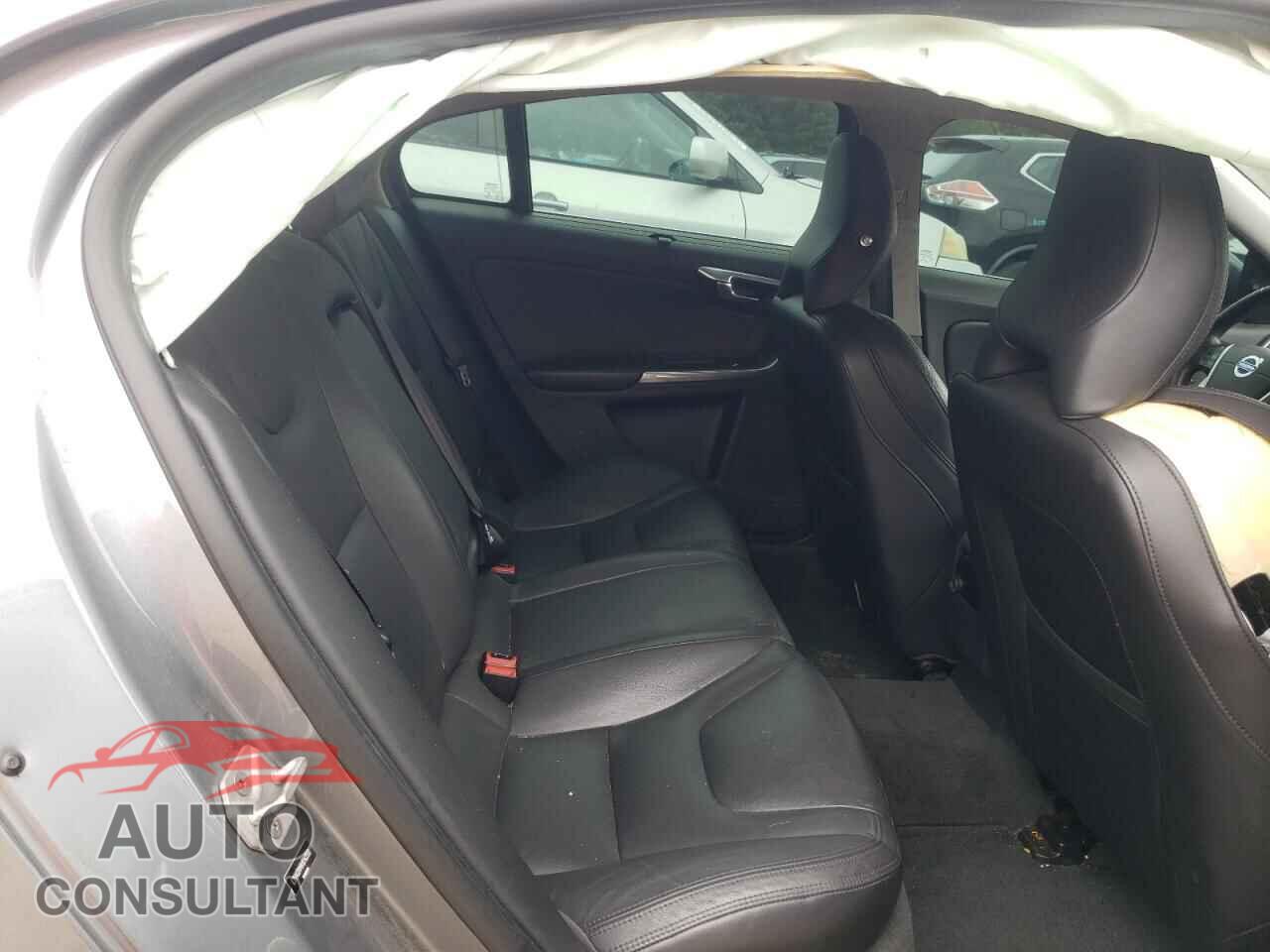 VOLVO S60 2017 - LYV402HM4HB142550