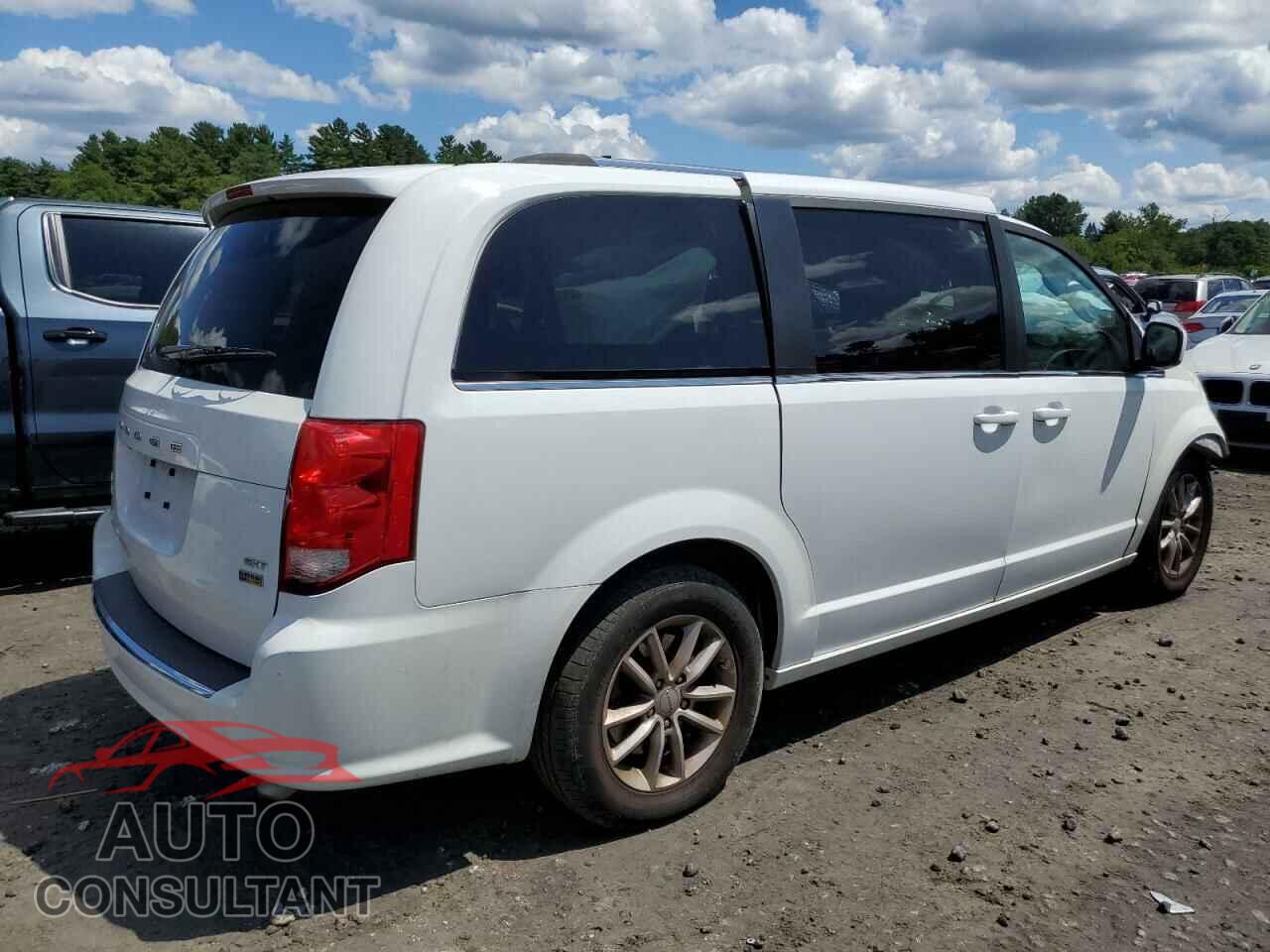 DODGE CARAVAN 2018 - 2C4RDGCG2JR302331