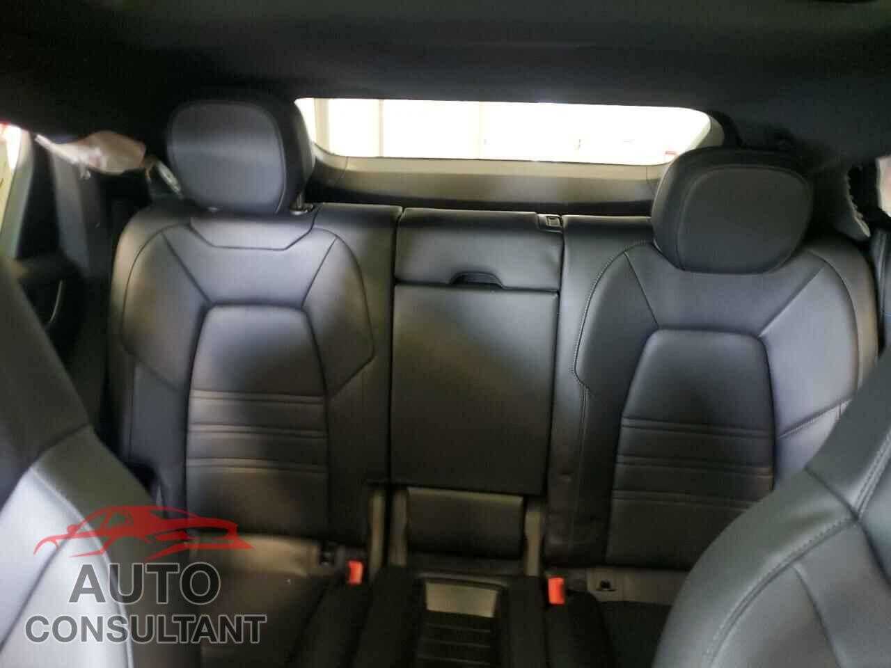 PORSCHE CAYENNE 2024 - WP1BA2AY3RDA56525