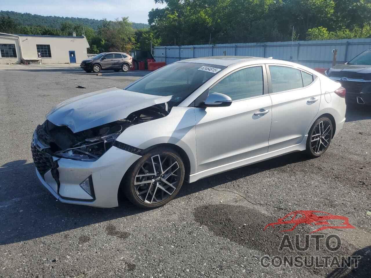 HYUNDAI ELANTRA 2019 - KMHD04LB2KU835868