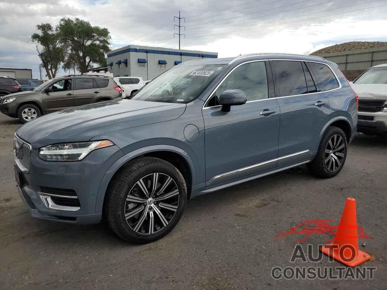 VOLVO XC90 T8 RE 2022 - YV4H60CL0N1841337