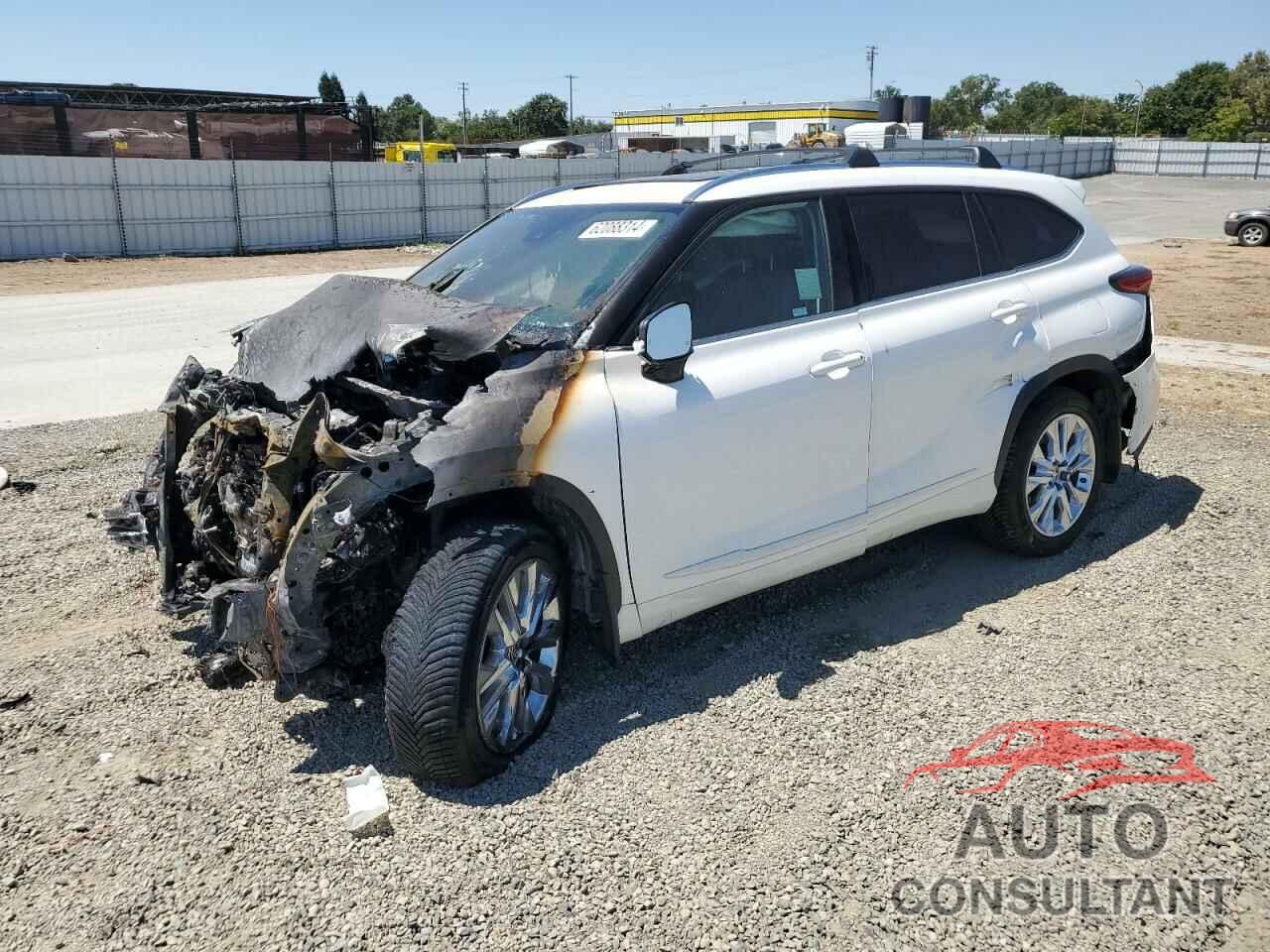 TOYOTA HIGHLANDER 2020 - 5TDDZRBH9LS050329