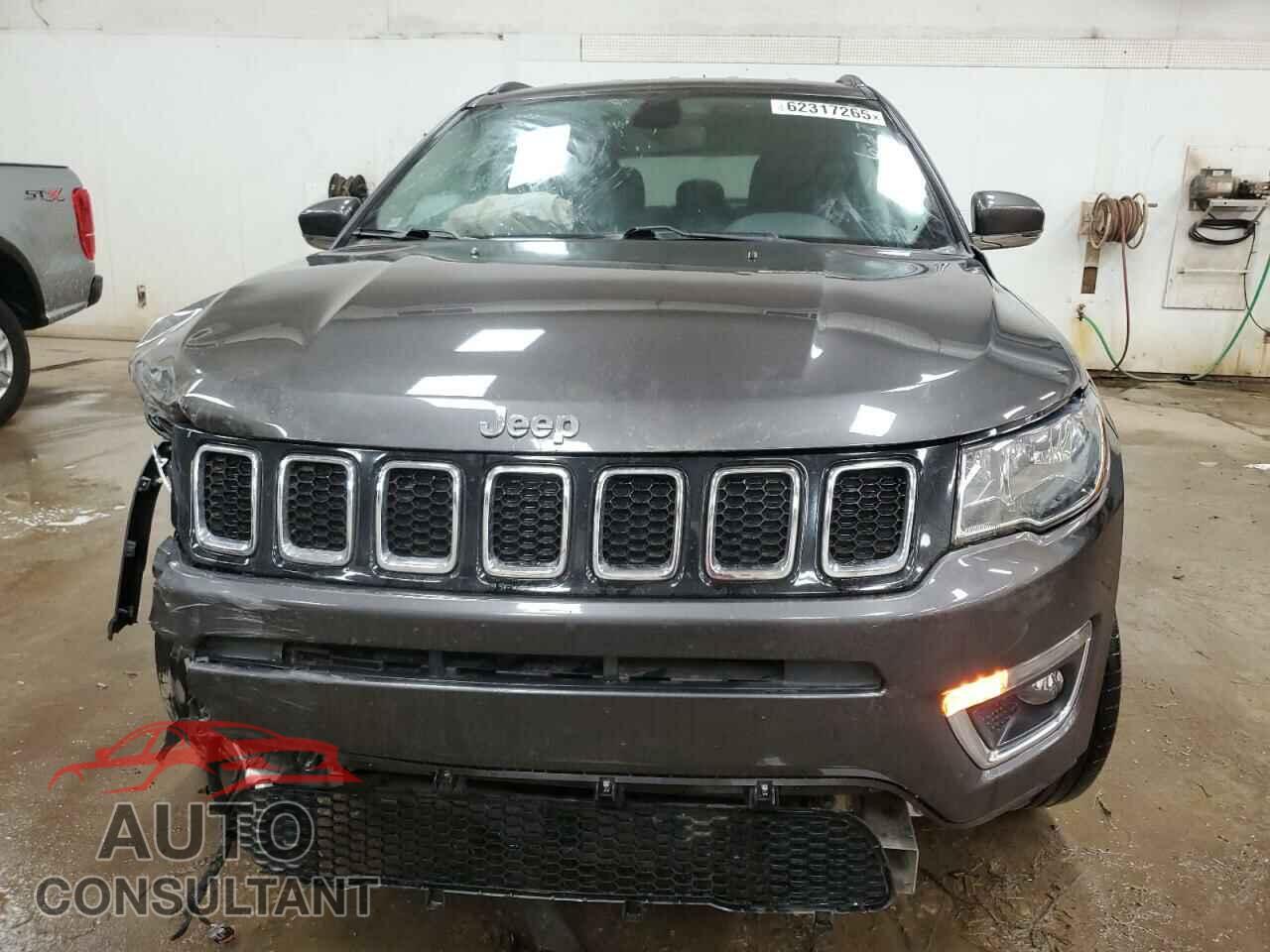 JEEP COMPASS 2020 - 3C4NJCCB4LT179846