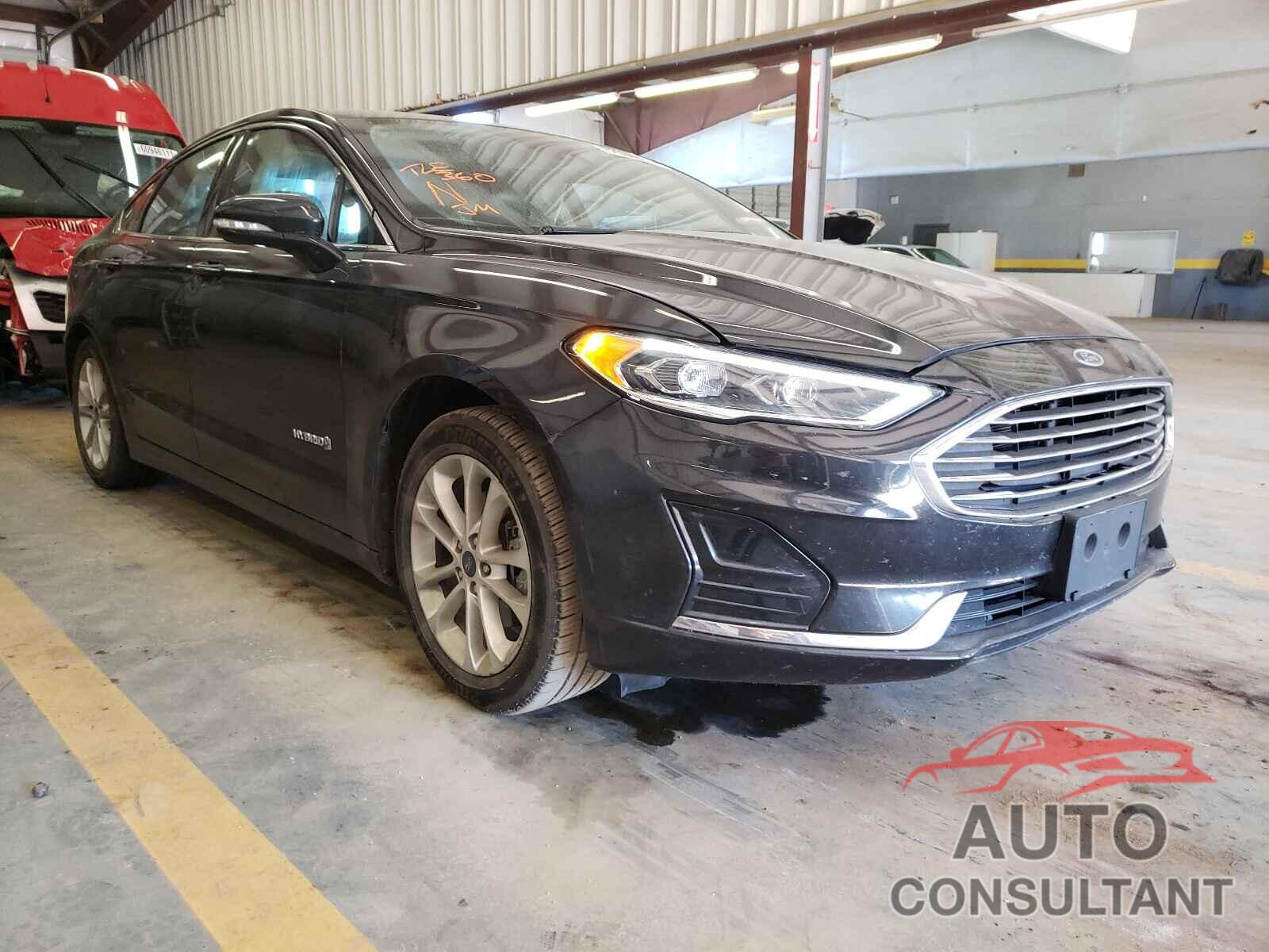 FORD FUSION 2019 - 3FA6P0MU2KR110365