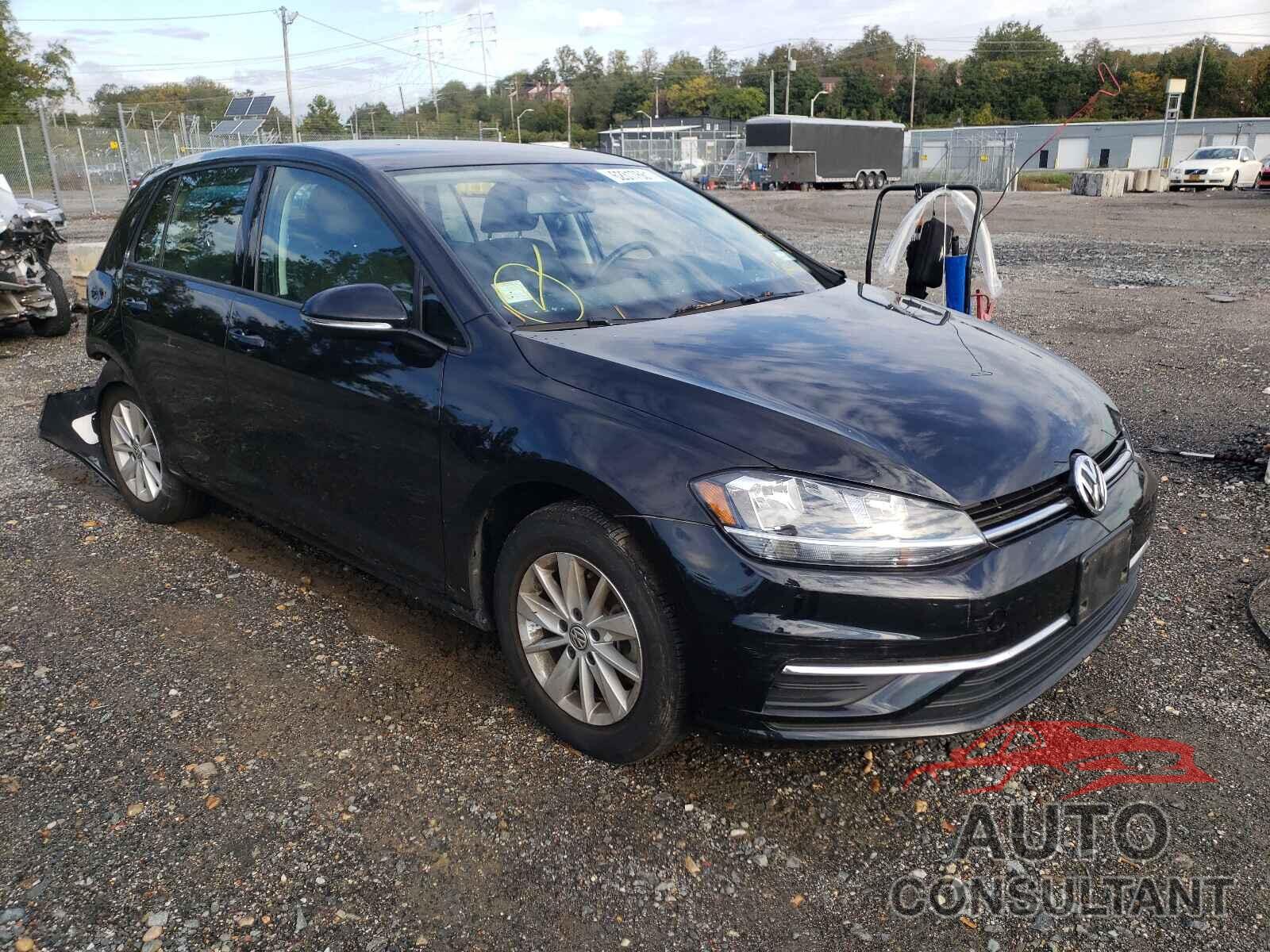 VOLKSWAGEN GOLF 2018 - 3VWB17AUXJM282143