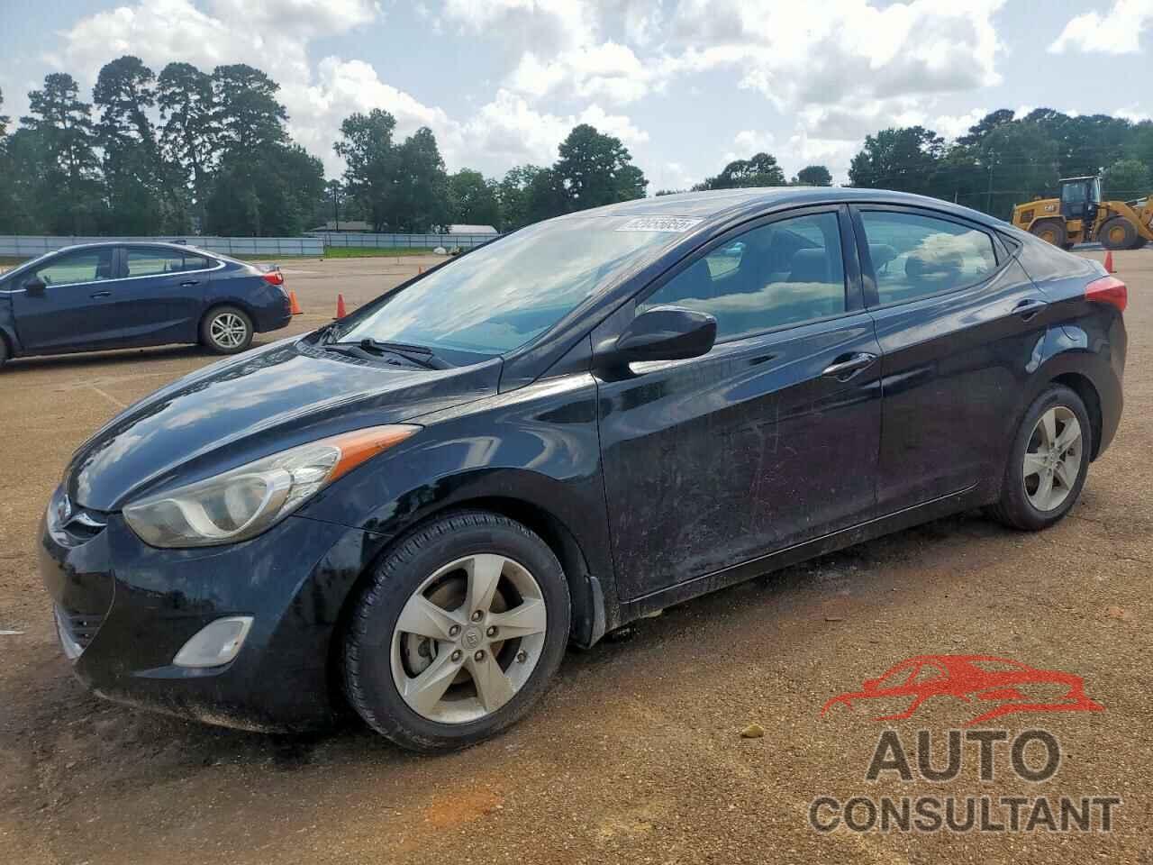 HYUNDAI ELANTRA 2013 - KMHDH4AE3DU941271