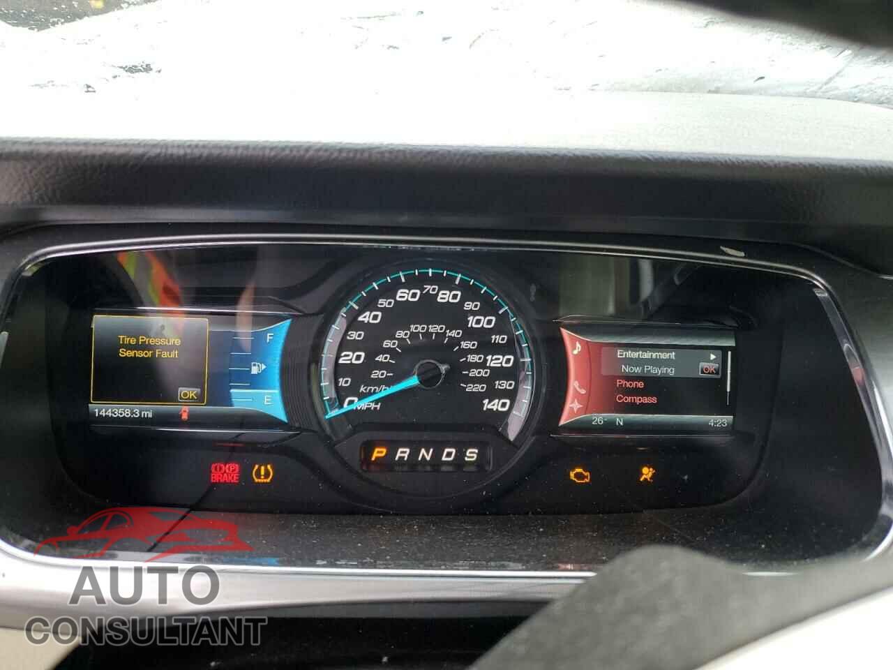 FORD TAURUS 2013 - 1FAHP2E85DG106424