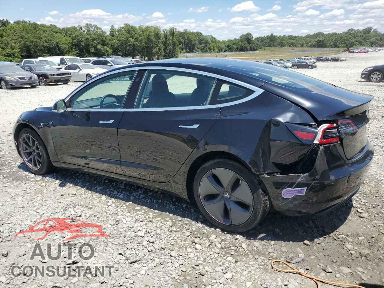 TESLA MODEL 3 2018 - 5YJ3E1EA4JF156681