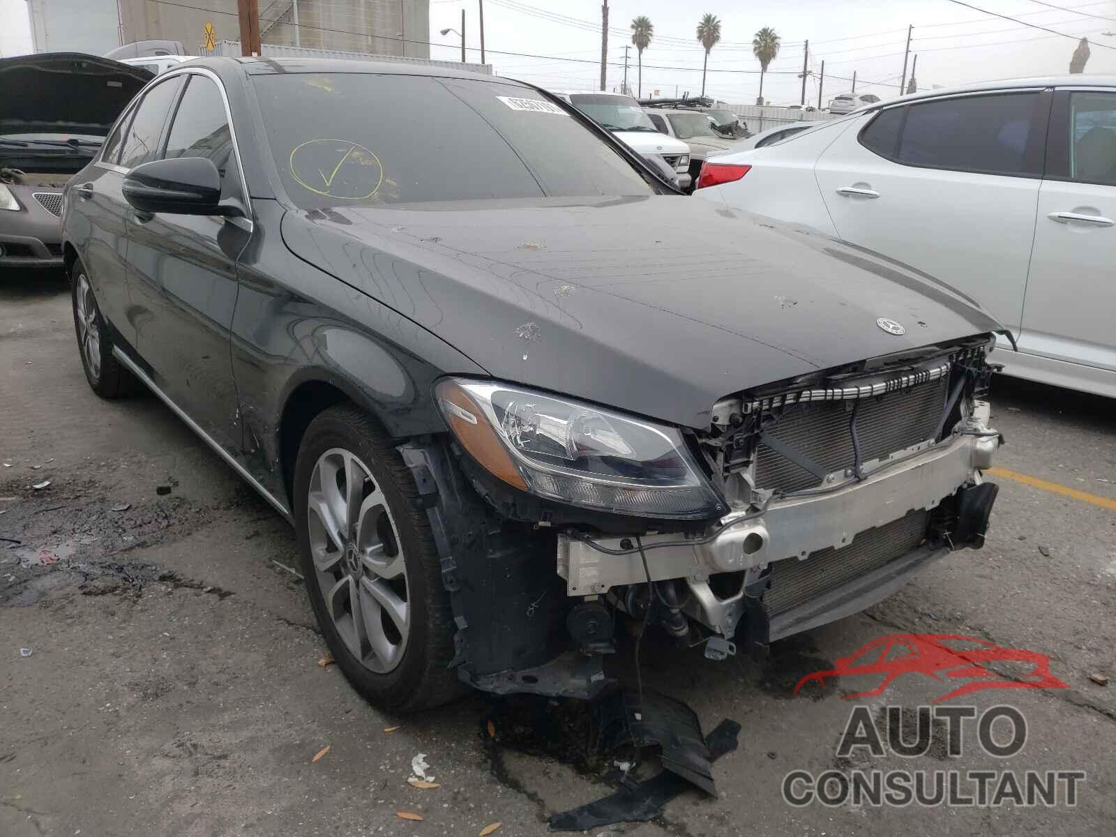 MERCEDES-BENZ C-CLASS 2018 - 55SWF4KB2JU236679