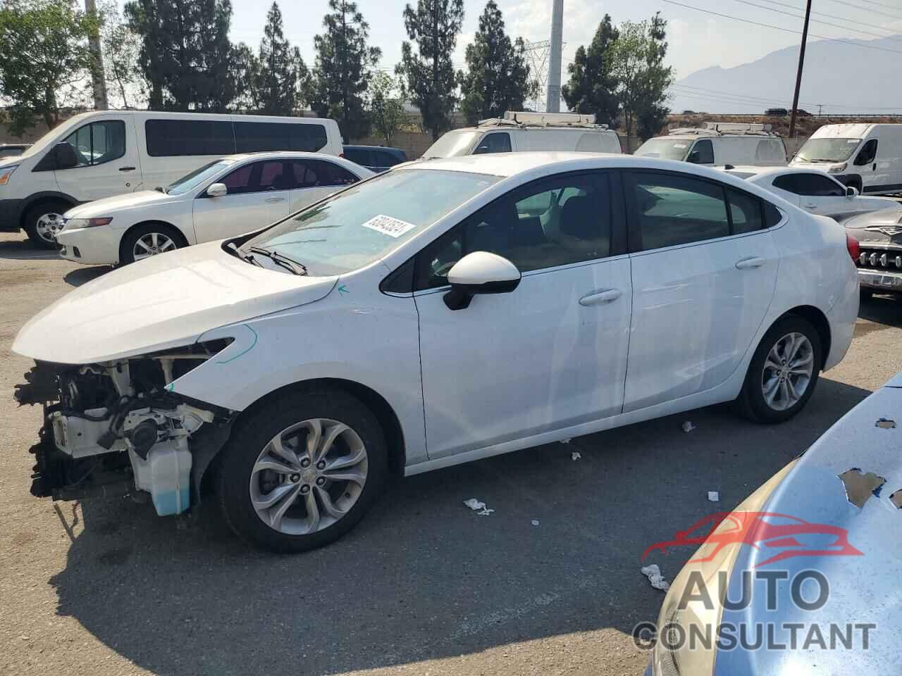 CHEVROLET CRUZE 2019 - 1G1BE5SM6K7129760