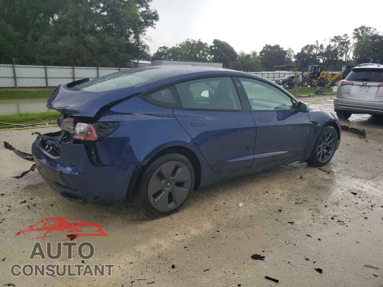 TESLA MODEL 3 2023 - 5YJ3E1EA5PF660794