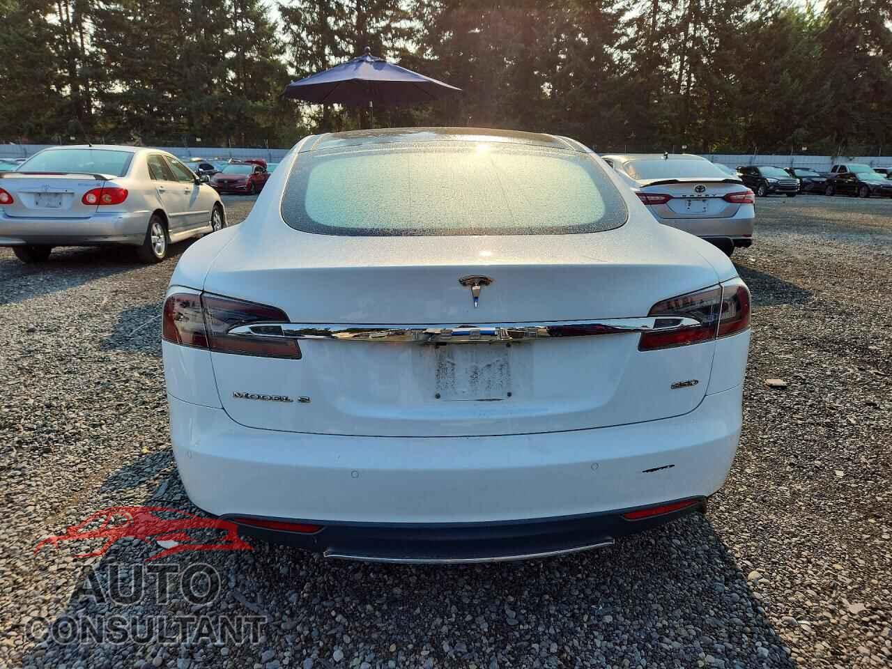 TESLA MODEL S 2016 - 5YJSA1E20GF127946