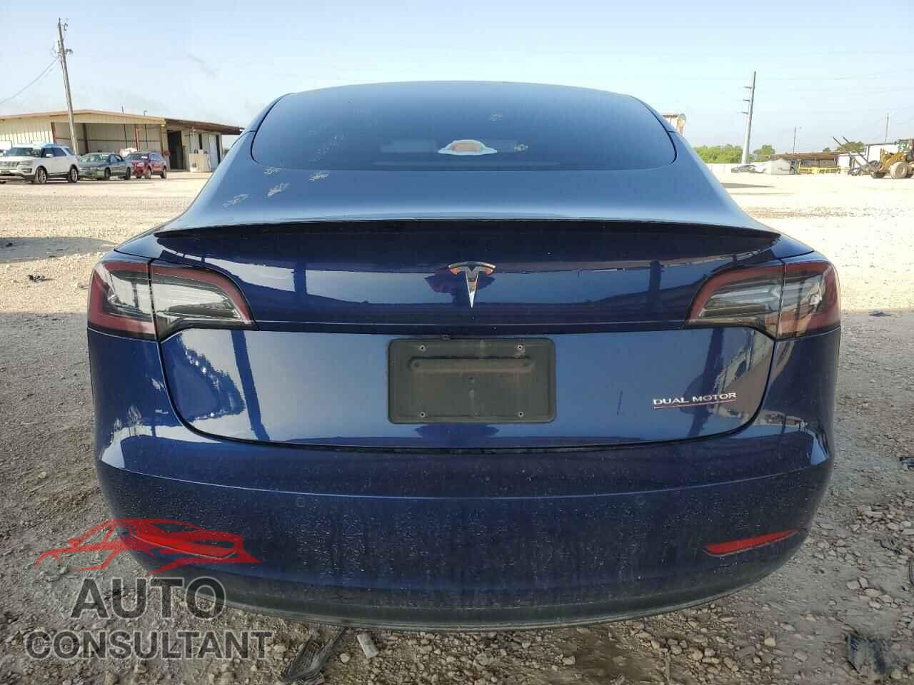 TESLA MODEL 3 2019 - 5YJ3E1EB5KF231365