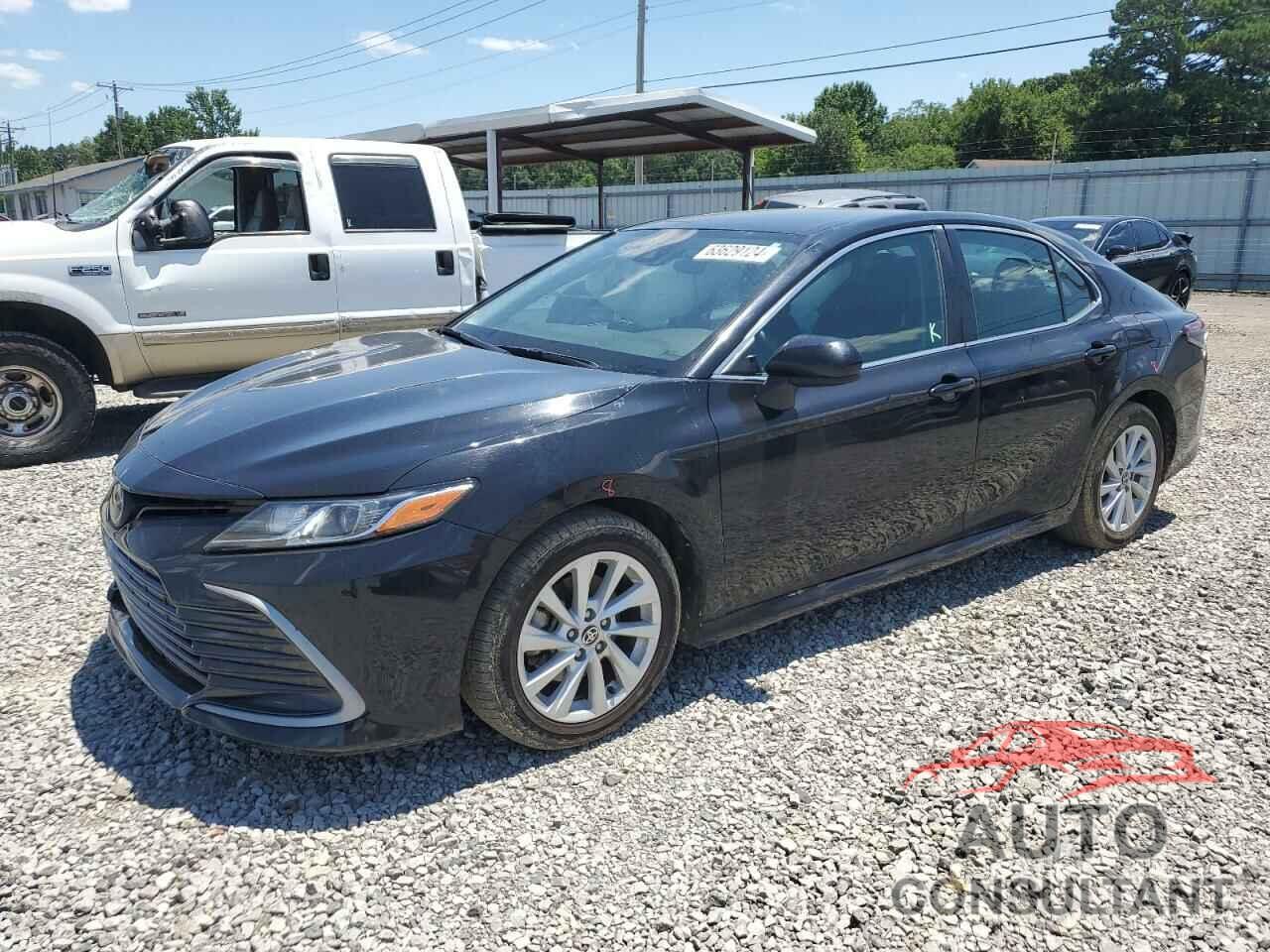 TOYOTA CAMRY 2022 - 4T1C11AK0NU631097