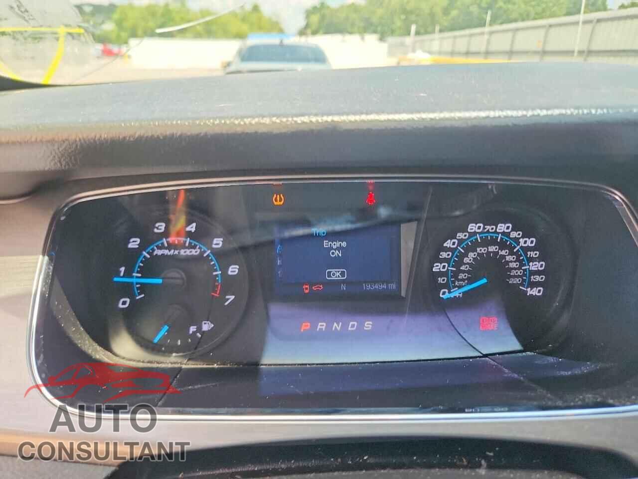 FORD TAURUS 2017 - 1FAHP2E88HG114698