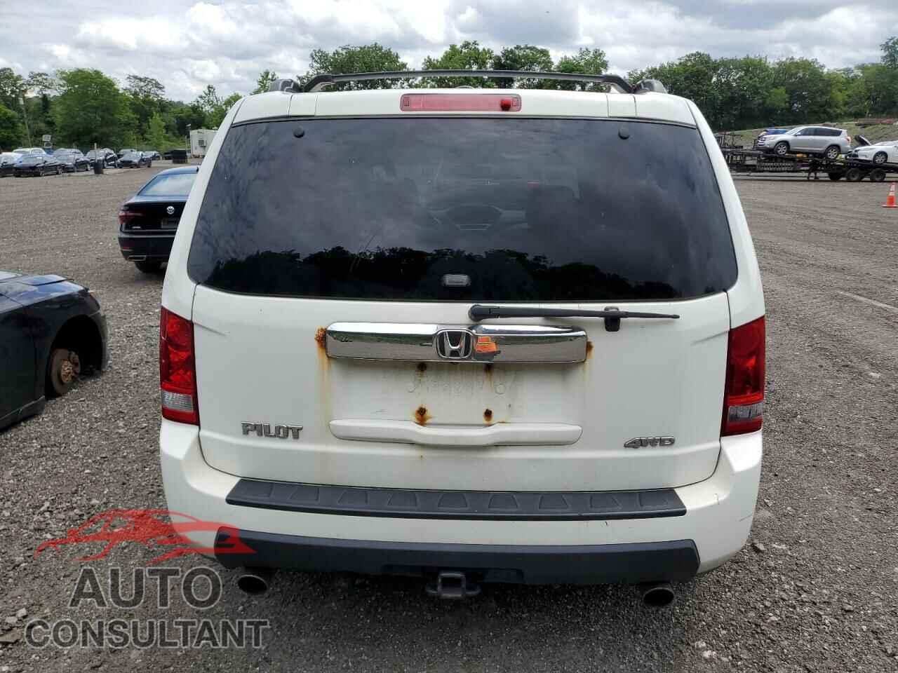 HONDA PILOT 2011 - 5FNYF4H73BB023934