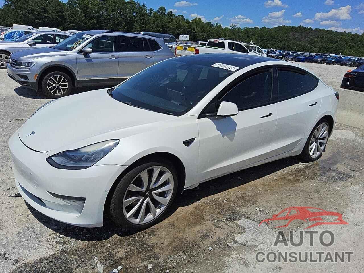 TESLA MODEL 3 2021 - 5YJ3E1EA5MF851952