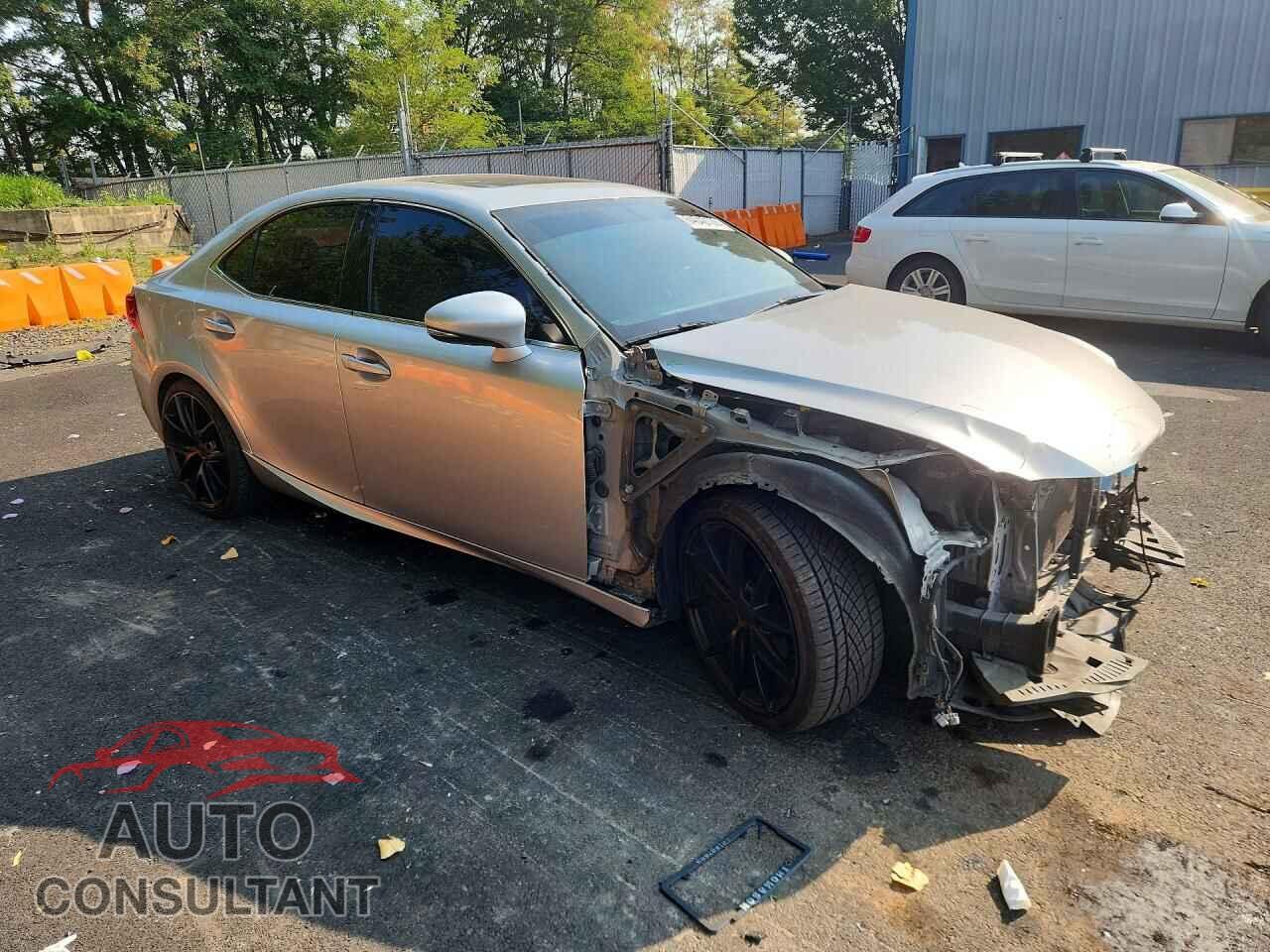 LEXUS IS 2014 - JTHCF1D24E5011069