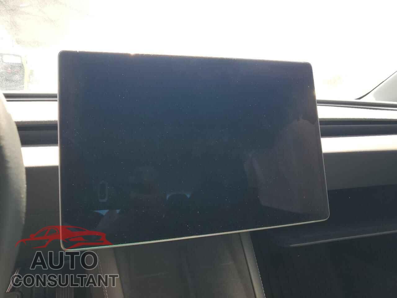 TESLA MODEL 3 2024 - 5YJ3E1EA1RF836713