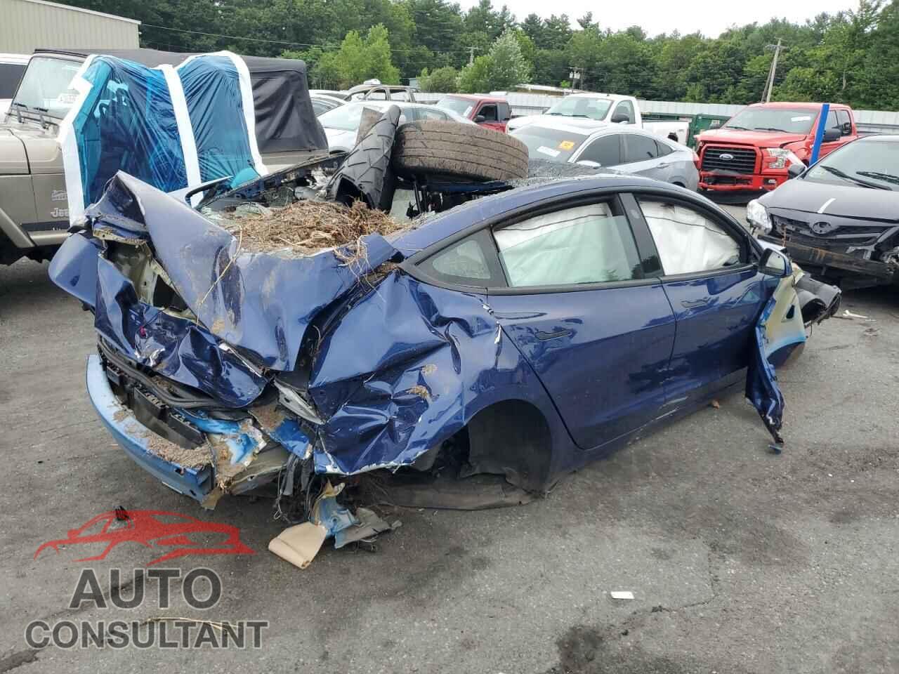 TESLA MODEL 3 2023 - 5YJ3E1EA7PF599027