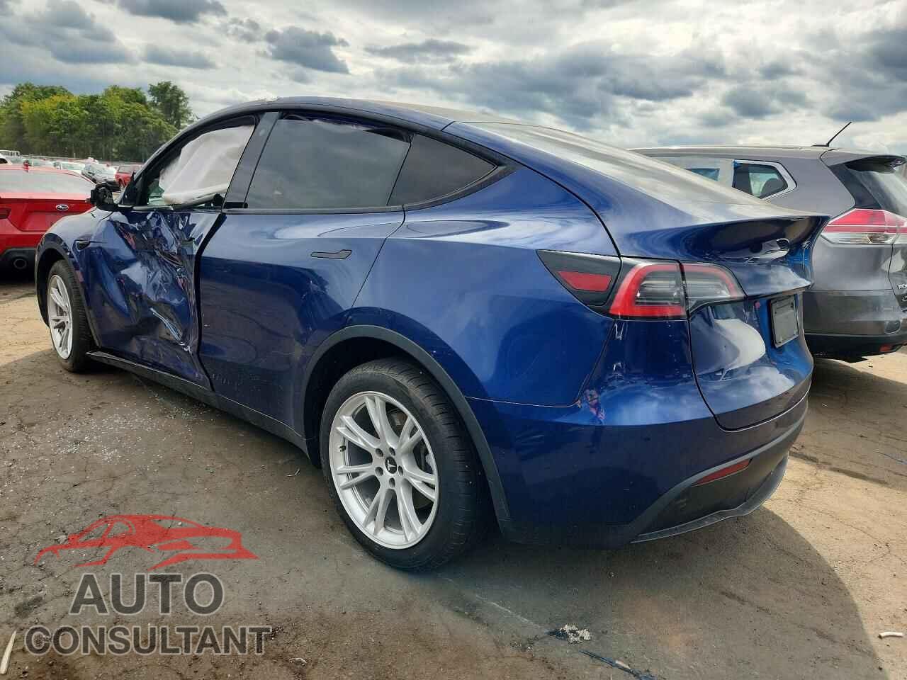 TESLA MODEL Y 2020 - 5YJYGDEE0LF045245