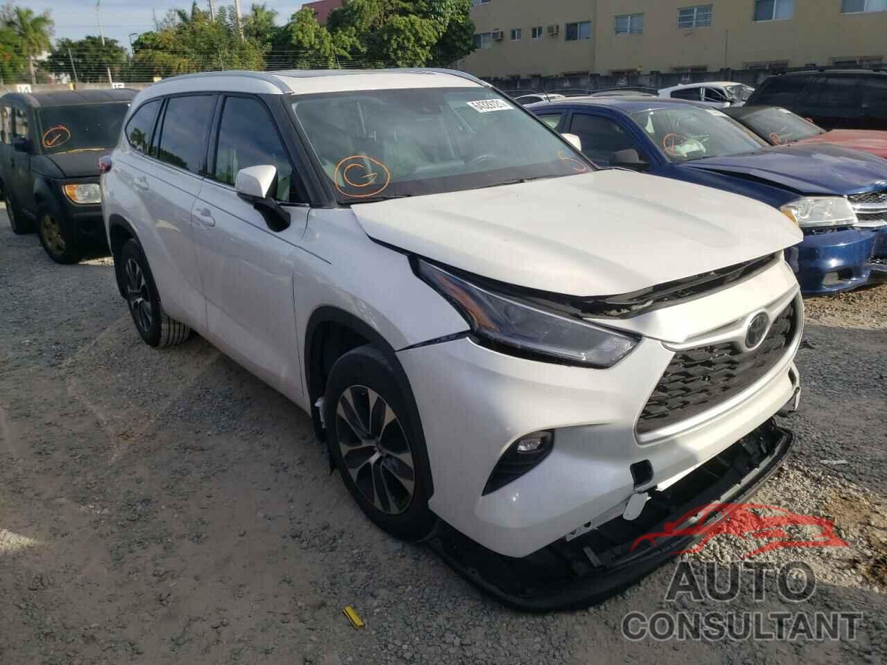 TOYOTA HIGHLANDER 2021 - 5TDGZRBH3MS546743