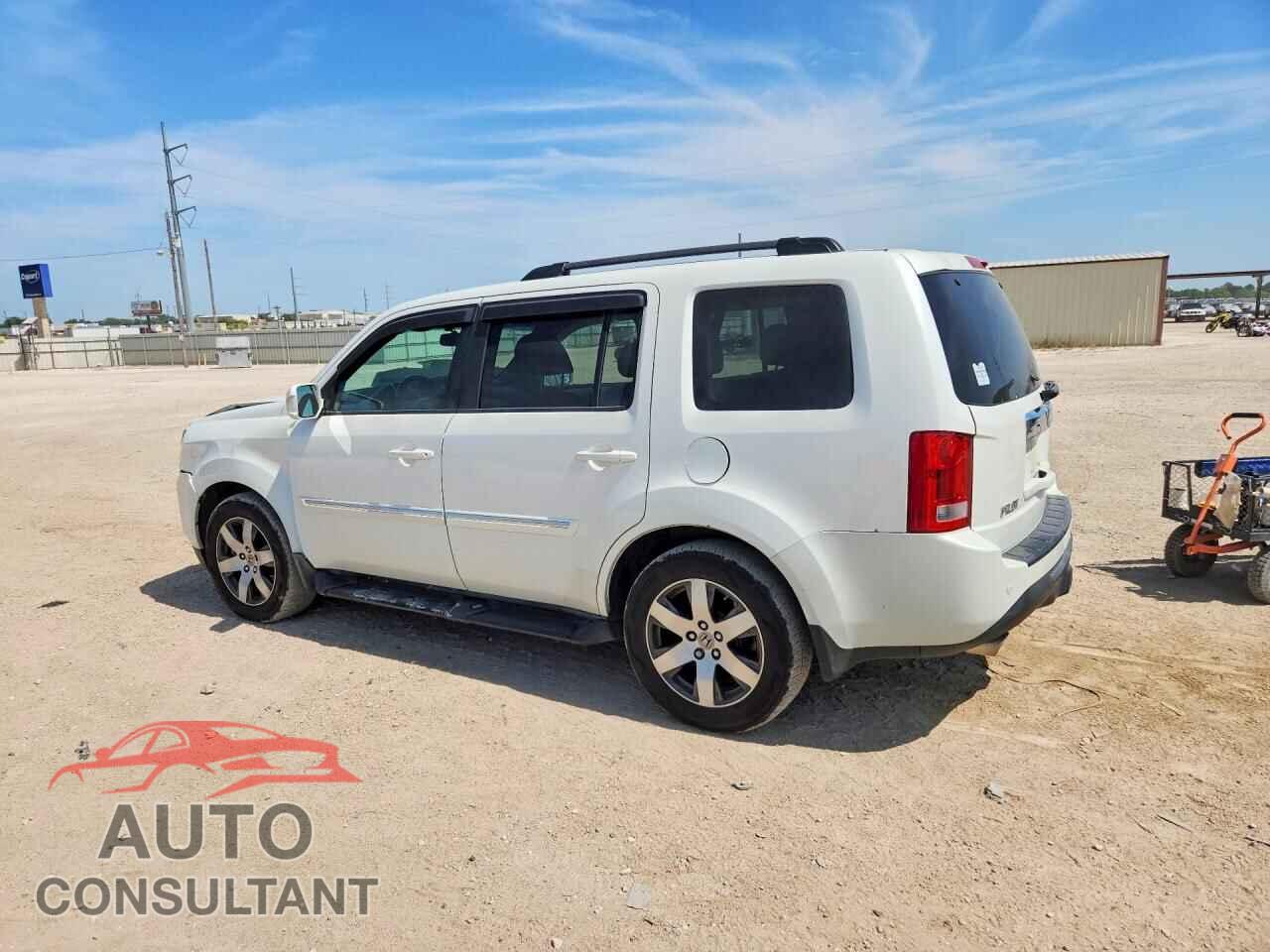 HONDA PILOT 2013 - 5FNYF3H98DB019439