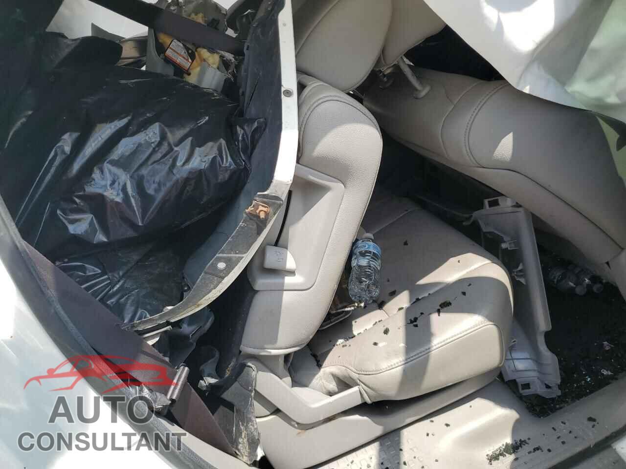 HONDA PILOT 2013 - 5FNYF4H96DB031806