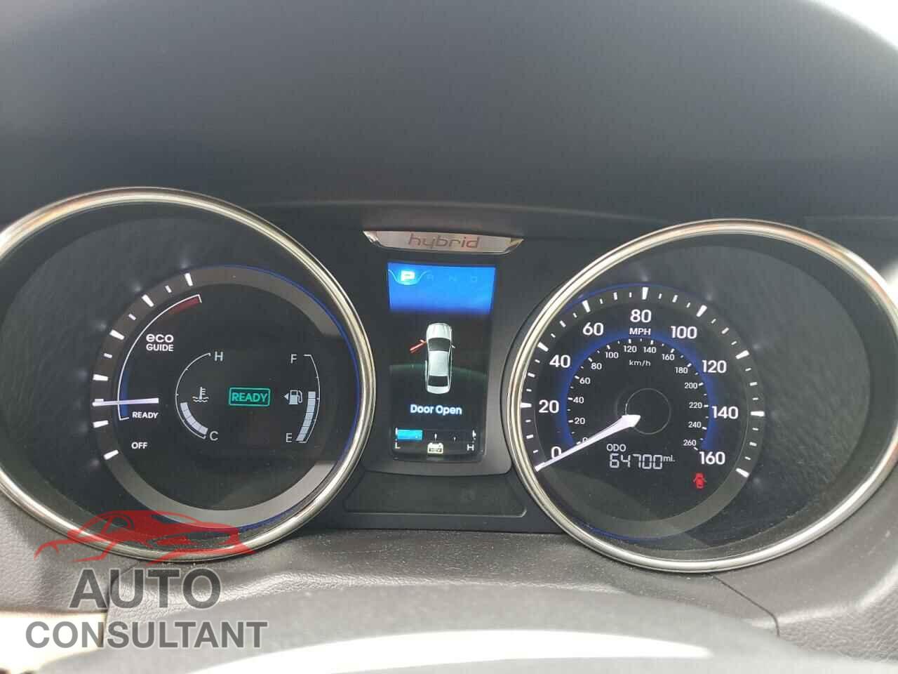 HYUNDAI SONATA 2011 - KMHEC4A48BA009012
