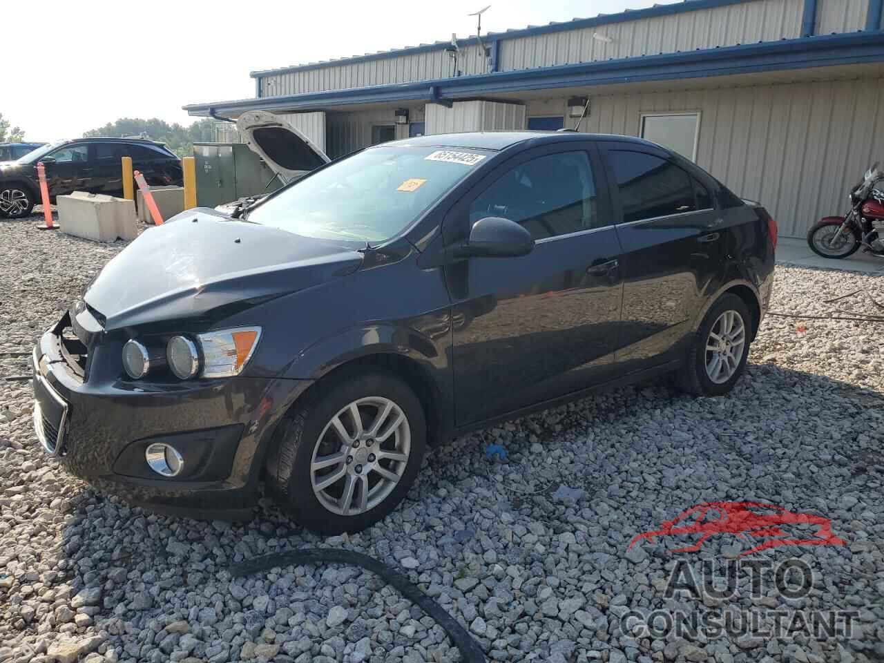 CHEVROLET SONIC 2015 - 1G1JC5SH6F4161720