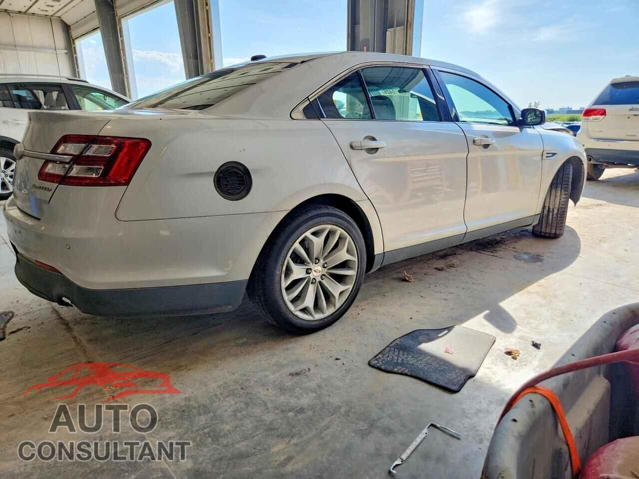 FORD TAURUS 2015 - 1FAHP2F89FG171620