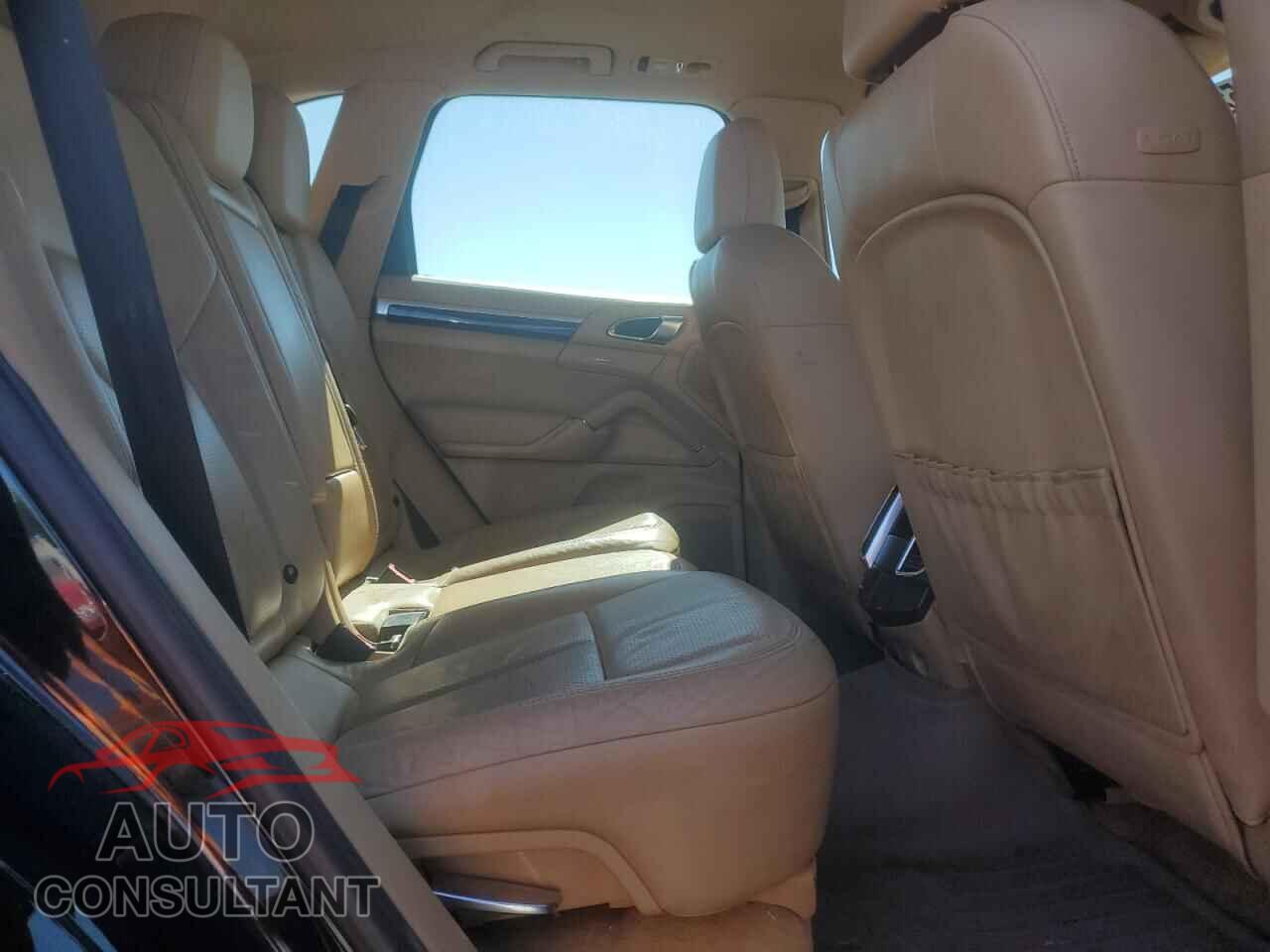 PORSCHE CAYENNE 2011 - WP1AB2A2XBLA53699
