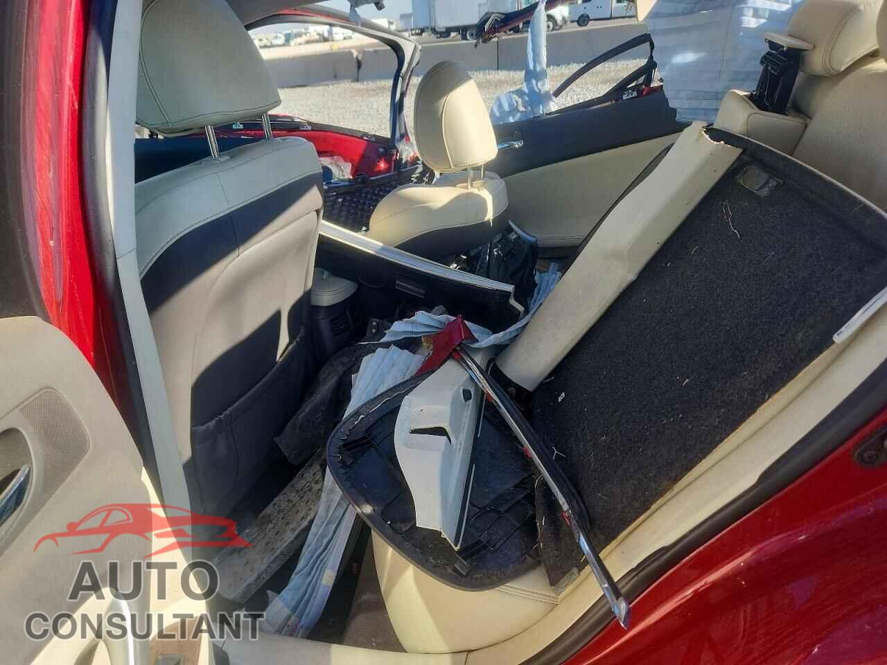 LEXUS IS 2011 - JTHCF5C29B5048185