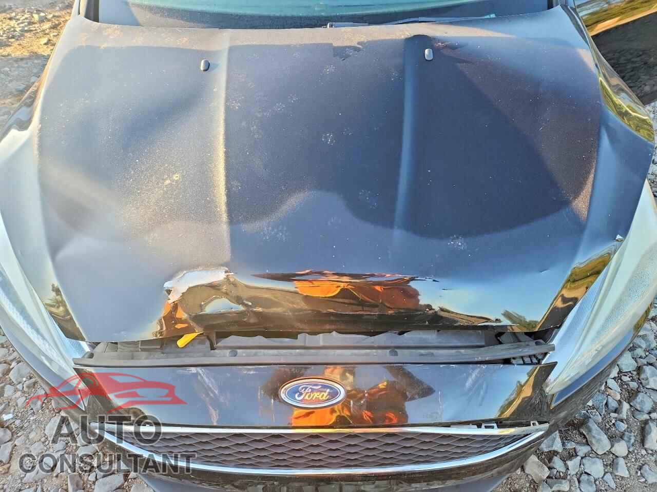 FORD FOCUS 2017 - 1FADP3F28HL242512
