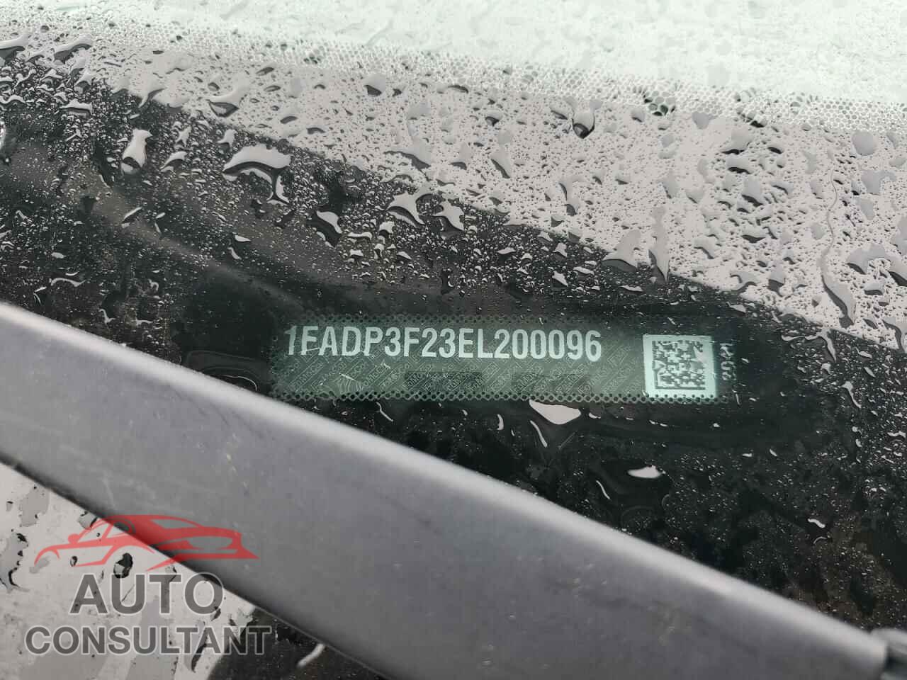 FORD FOCUS 2014 - 1FADP3F23EL200096
