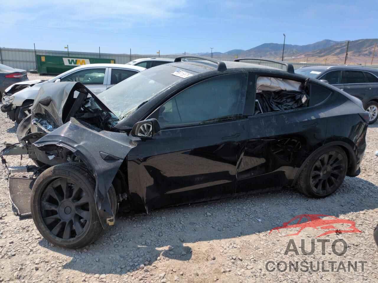 TESLA MODEL Y 2021 - 5YJYGAEE9MF207664