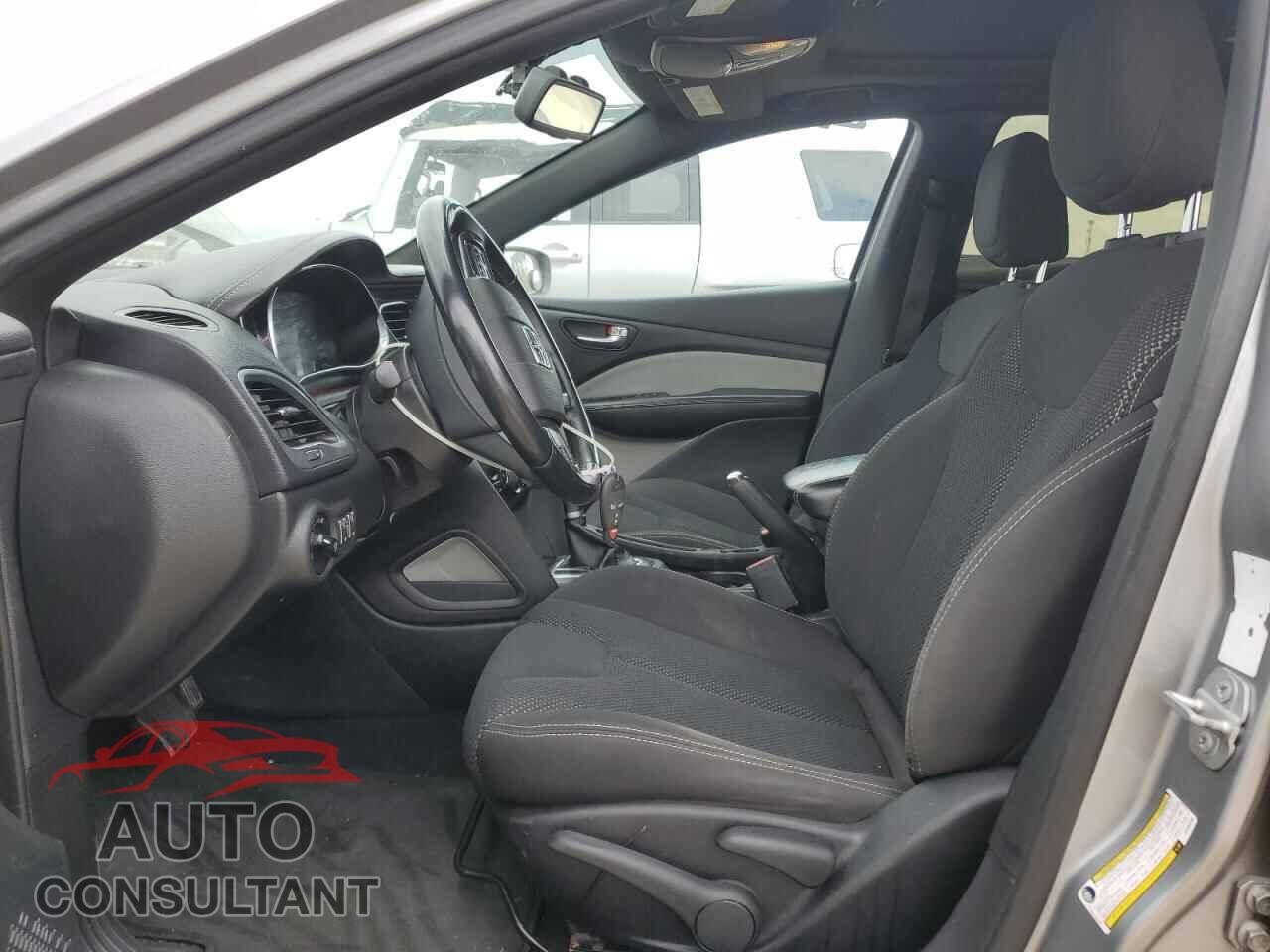 DODGE DART 2015 - 1C3CDFBB2FD132329